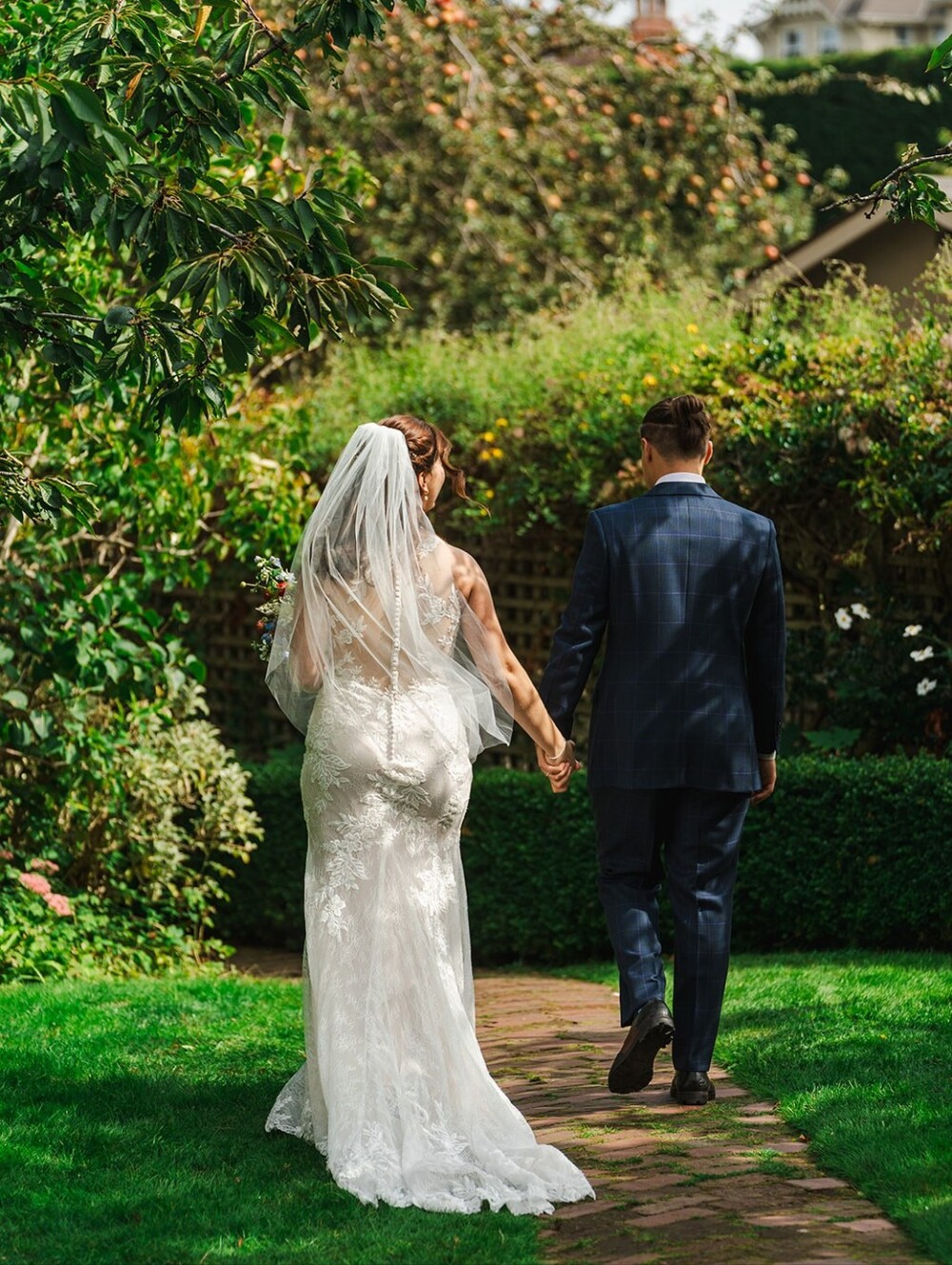 Cream Lace Fit & Flare Wedding Dress